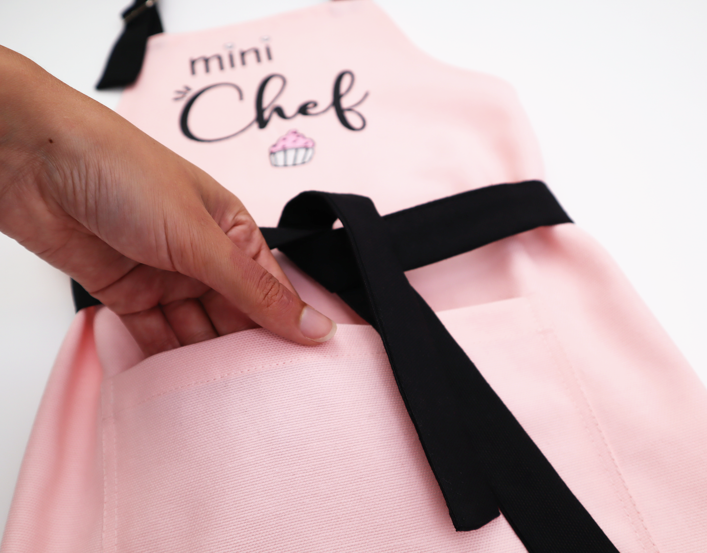 Mommy and Me Matching Aprons – Cute Mother Daughter Gift for Cooking